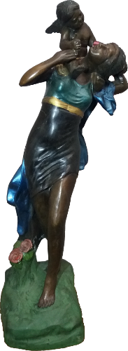 Bronze 'Femme portant un ange